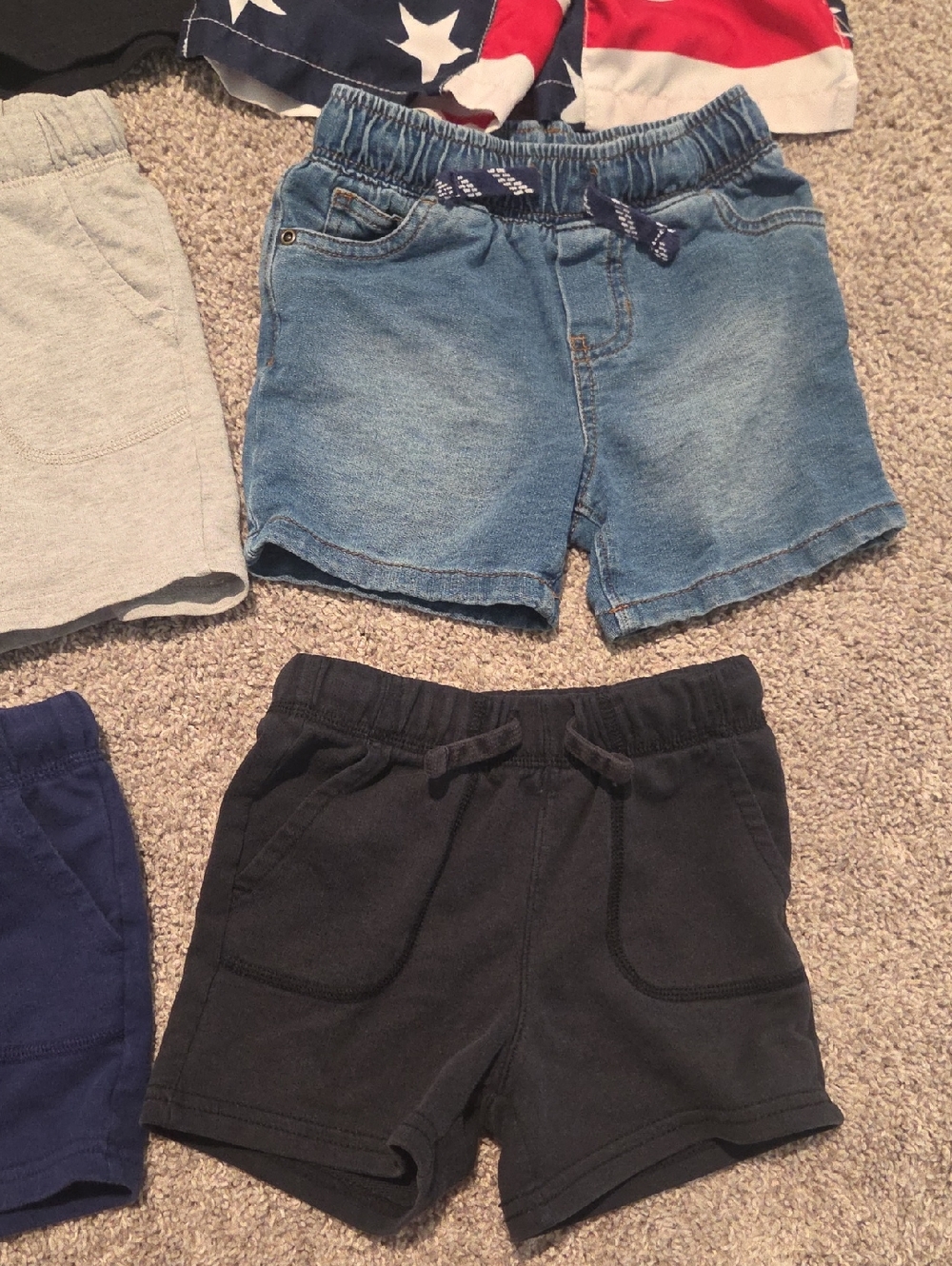 Carters Shorts Bundle Size 3t - Picture 3 of 4